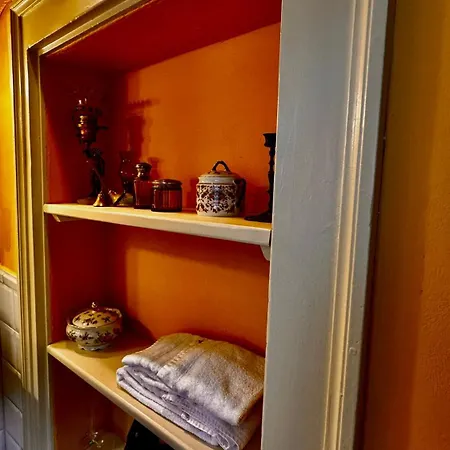 Diomira Bed & Breakfast 4*