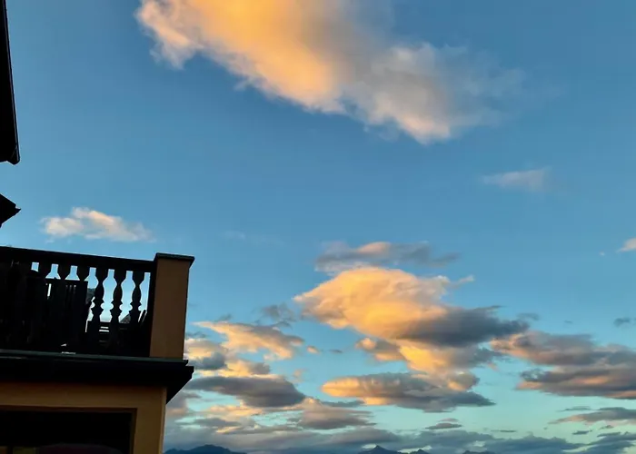 ベッド・アンド・ブレックファスト Diomira カンノビオ